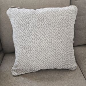 Elegant Cream Throw Pillow Cases - Set Of 8 (Different Patterns) - Size 20 × 20